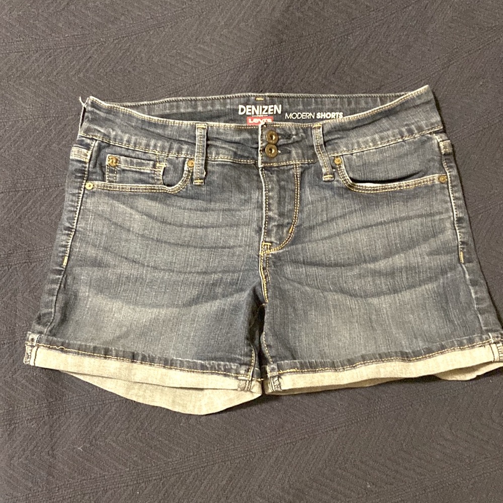 Denizen from Levi’s shorts women’s size 4